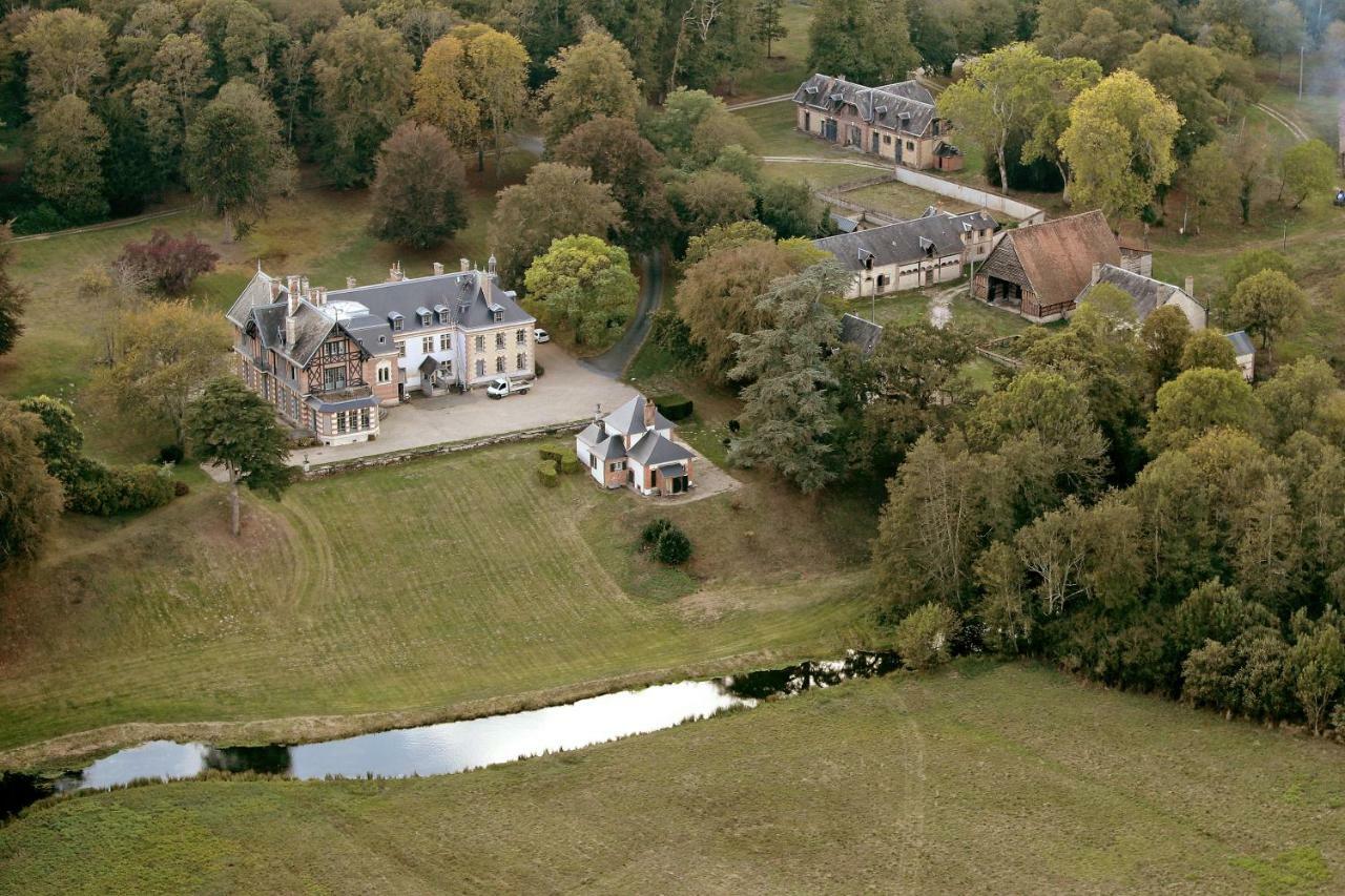 Chateau De La Faye Menetreol-sur-Sauldre Bagian luar foto