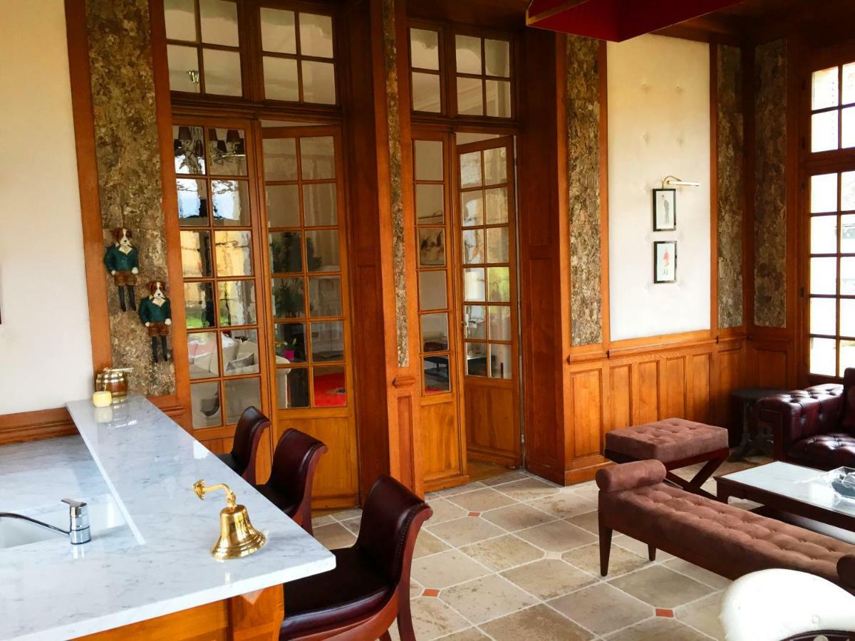 Chateau De La Faye Menetreol-sur-Sauldre Bagian luar foto